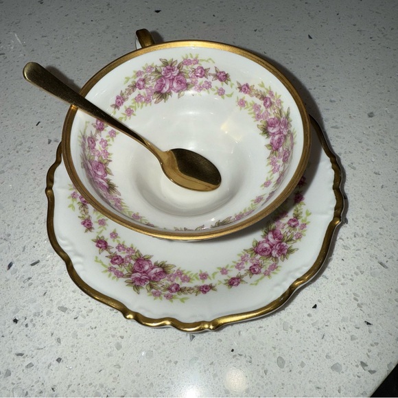 Floral Teacup and Saucer Set with Gold Trim - Picture 4 of 4